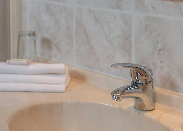 Tiffany Hotel 3*